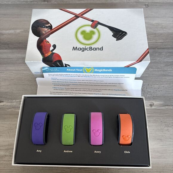 Disney Magic band set Of Four (unlinked - For Collection / Use Only)